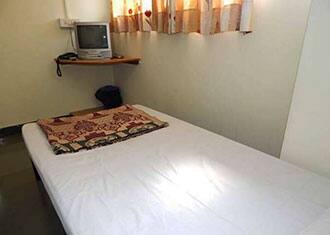 Hotel Sarang Lodging And Boarding, Satara 3